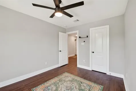 436 Owens Street Houston TX 77029