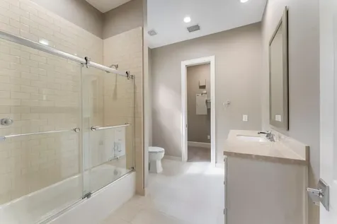 14 Jetty Point Drive The Woodlands TX 77380