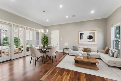 14 Jetty Point Drive The Woodlands TX 77380