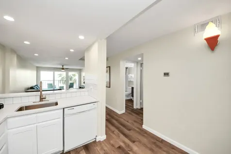 7310 Seawall Boulevard 409 Galveston TX 77551
