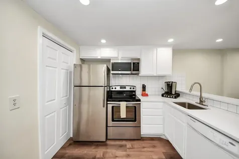 7310 Seawall Boulevard 409 Galveston TX 77551