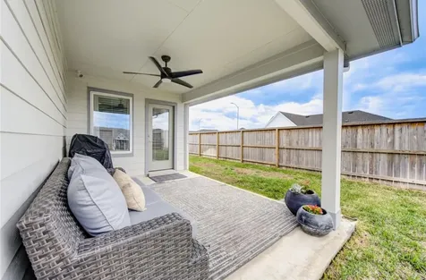 29322 Hoelzen Hollow Drive Katy TX 77494