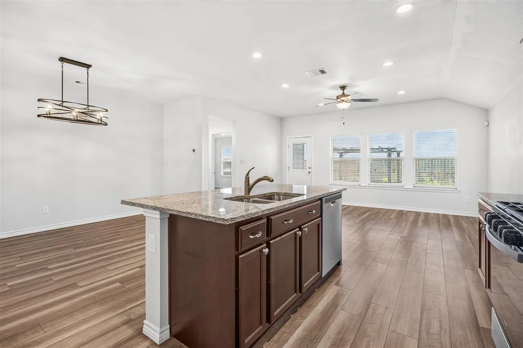 1253 Breebry Drive Corpus Christi TX 78415