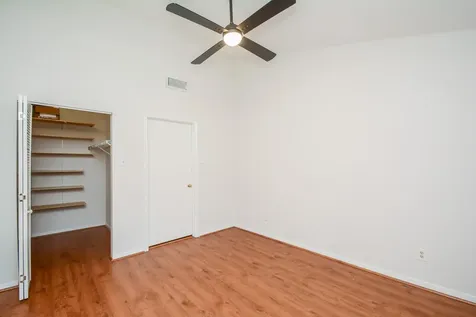 2121 El Paseo Street 2002 Houston TX 77054