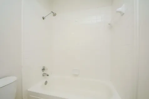 2121 El Paseo Street 2002 Houston TX 77054
