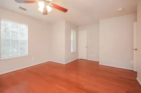 553 Small Cedar Drive League City TX 77573