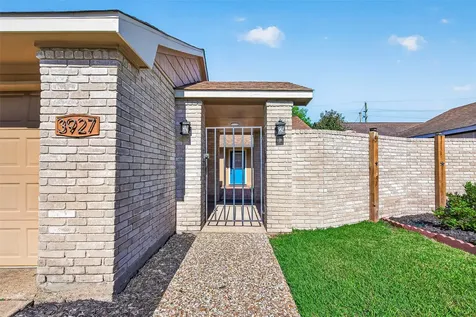 3927 Heathersage Drive Houston TX 77084
