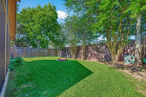 3927 Heathersage Drive Houston TX 77084