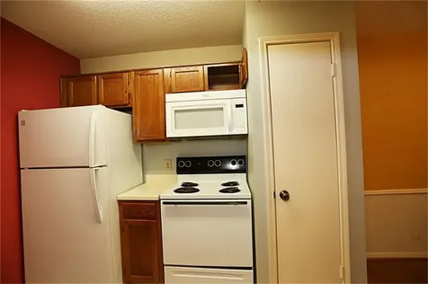2121 Hepburn Street 613 Houston TX 77054
