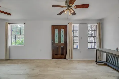 2128 59th Street Galveston TX 77551