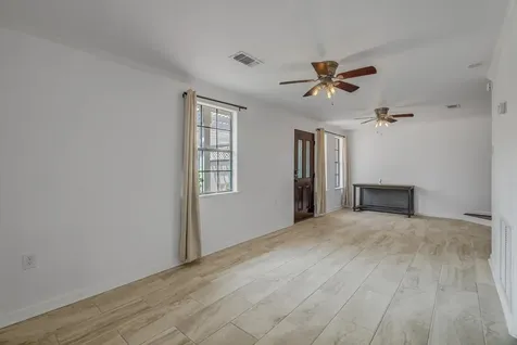 2128 59th Street Galveston TX 77551