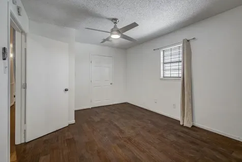 2128 59th Street Galveston TX 77551