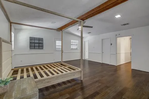 2128 59th Street Galveston TX 77551