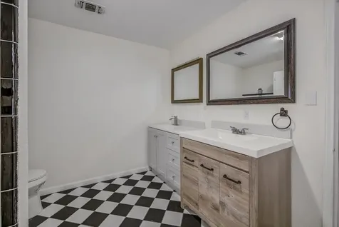 2128 59th Street Galveston TX 77551