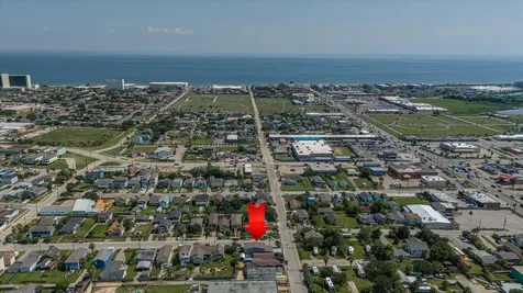 2128 59th Street Galveston TX 77551