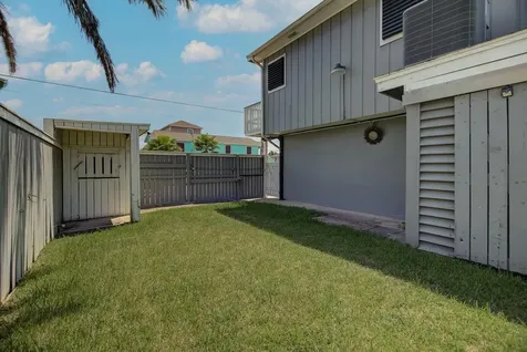 2128 59th Street Galveston TX 77551