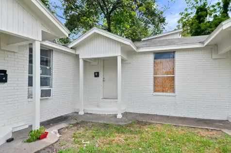 806 East Emily Avenue 6 Wharton TX 77488