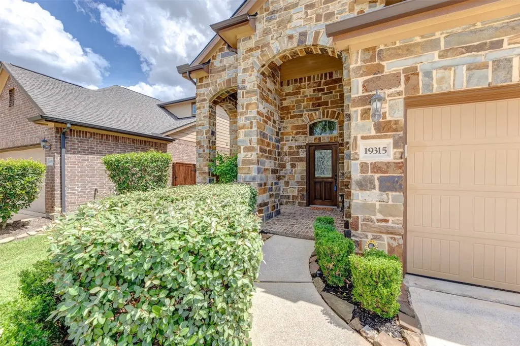 19315 S Cottonwood Green Lane Cypress TX 77433