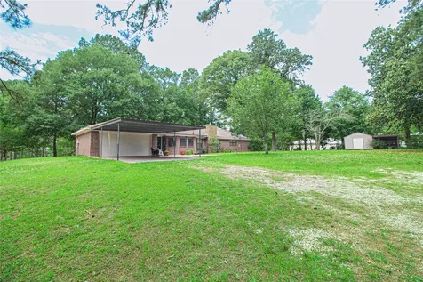 175 Checkmate Livingston TX 77351