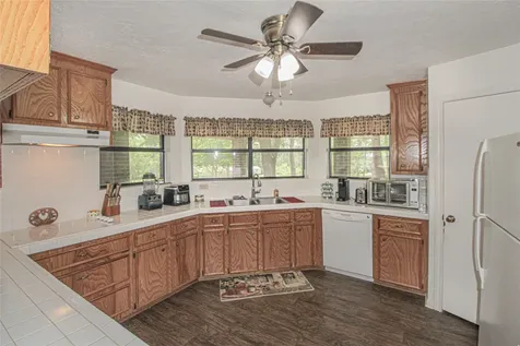 175 Checkmate Livingston TX 77351
