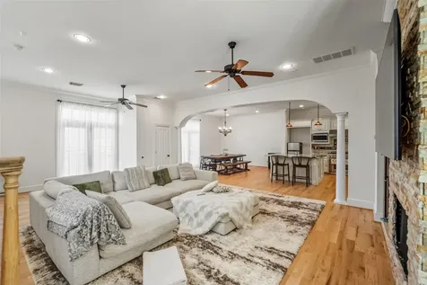 1302 Antoine Drive A Houston TX 77055