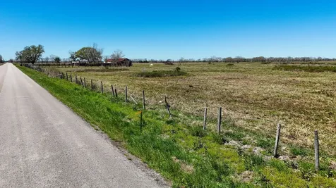 4439 Schultz Road Damon TX 77430