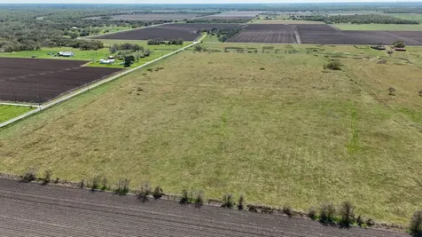 4439 Schultz Road Damon TX 77430