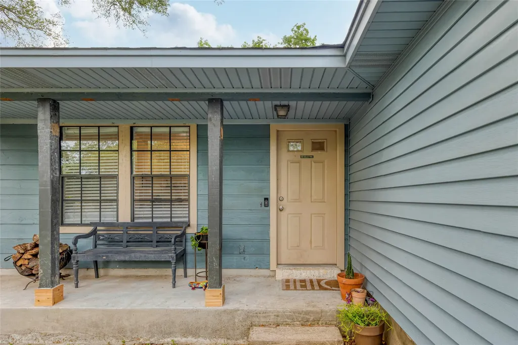 8812 United Kingdom Drive Austin TX 78748