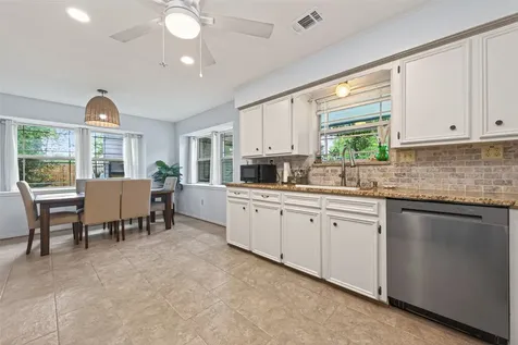 20586 Split Oak Drive New Caney TX 77357