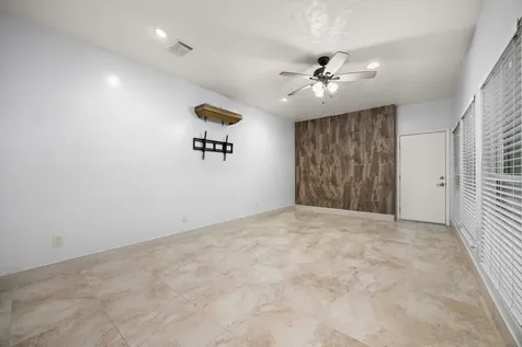 7447 Cambridge Street 117 Houston TX 77054