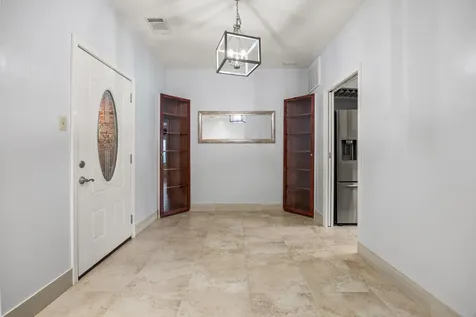 7447 Cambridge Street 117 Houston TX 77054