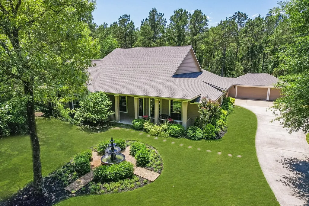 7514 Saddle Blanket Drive Waller TX 77484