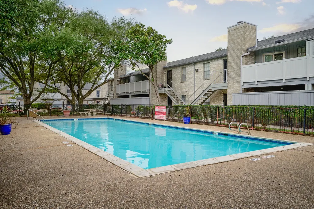 10733 Braes Bend Drive 10733 Houston TX 77071