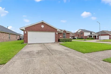 10819 Redwood Drive Baytown TX 77523