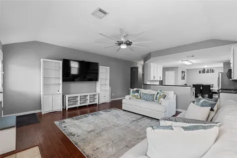 10819 Redwood Drive Baytown TX 77523