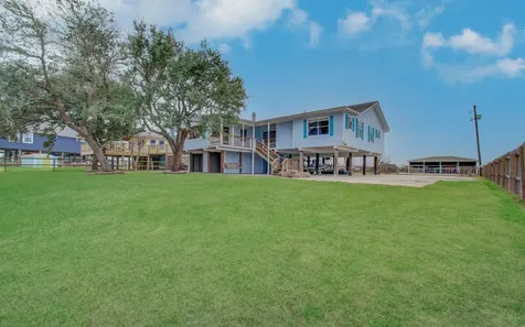 757 County Road 291 Sargent TX 77414