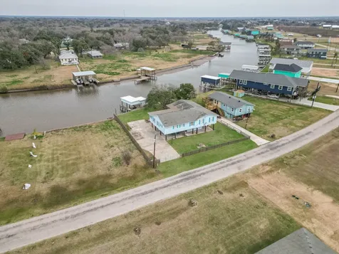 757 County Road 291 Sargent TX 77414