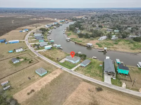 757 County Road 291 Sargent TX 77414