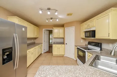 4521 W Columbary Drive Rosenberg TX 77471