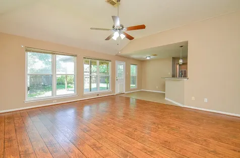 4521 W Columbary Drive Rosenberg TX 77471
