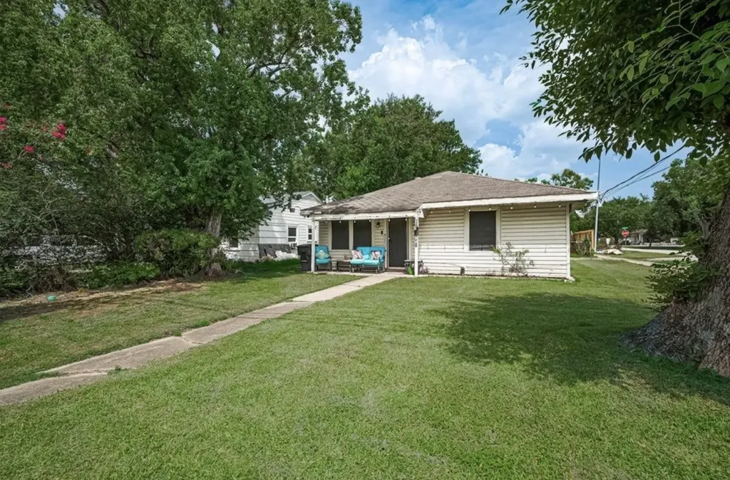 6741 Goforth Street Houston TX 77021