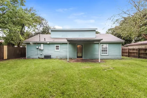 701 22nd Avenue N Texas City TX 77590