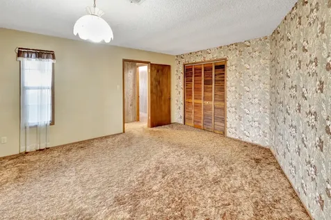 10957 N Us Highway 77 Schulenburg TX 78956