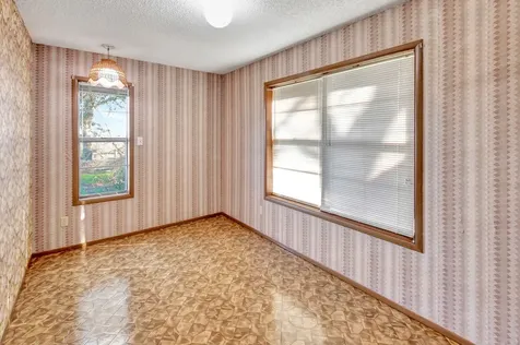 10957 N Us Highway 77 Schulenburg TX 78956