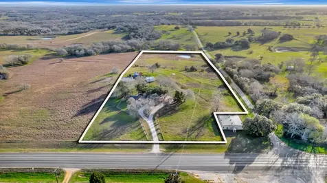 10957 N Us Highway 77 Schulenburg TX 78956