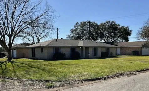 1501 Azalea Street Sweeny TX 77480