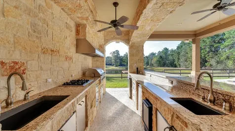 8071 Stacy Diane Drive Montgomery TX 77316