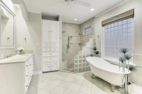 15807 Fleetwood Oaks Drive Houston TX 77079