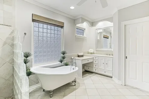 15807 Fleetwood Oaks Drive Houston TX 77079