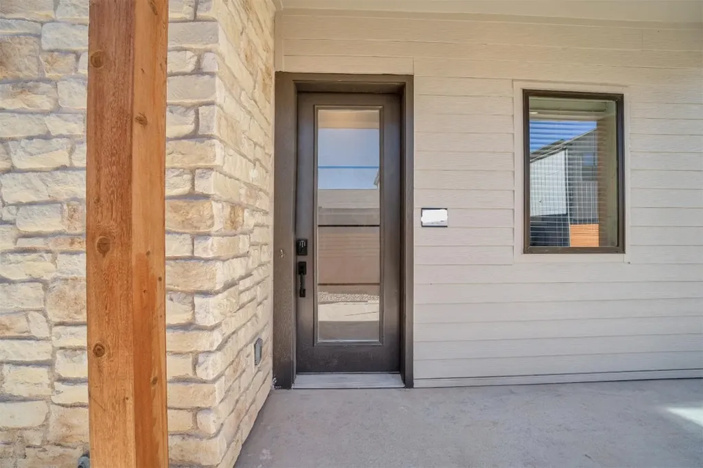 1601-102 Mustang Drive Marble Falls TX 78654